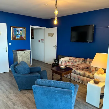 La Fiancée Du Pirate Hotel