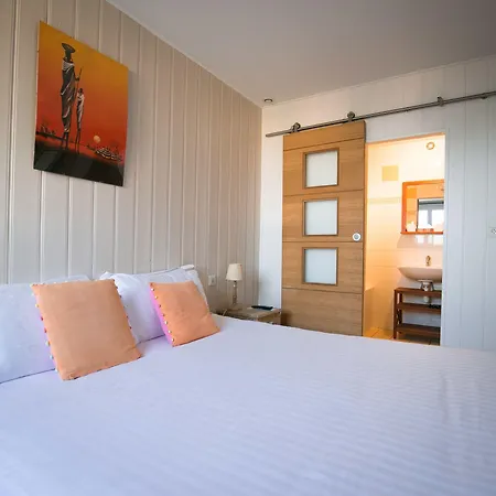 La Fiancée Du Pirate 3*