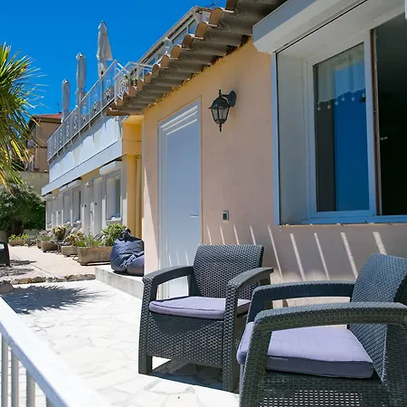 La Fiancée Du Pirate Hotel