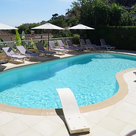 La Fiancée Du Pirate Hotel 3*