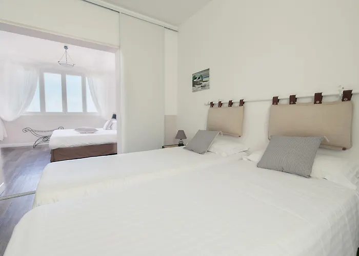 La Fiancée Du Pirate Villefranche-sur-Mer