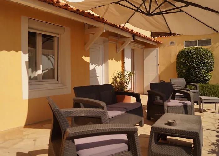 La Fiancée Du Pirate Hotel